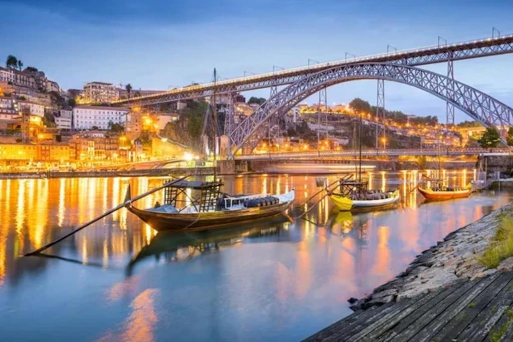Loft In The Historic Center Of Oporto Downtown Apartment Exterior photo